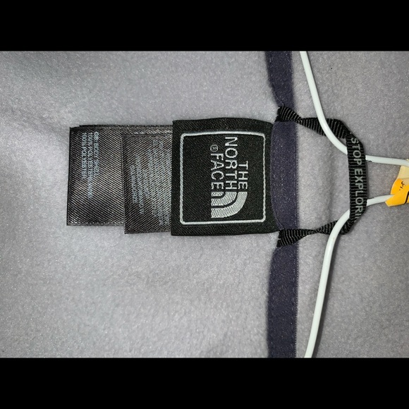 NORTH FACE two tone purple fleece jacket - Picture 3 of 4